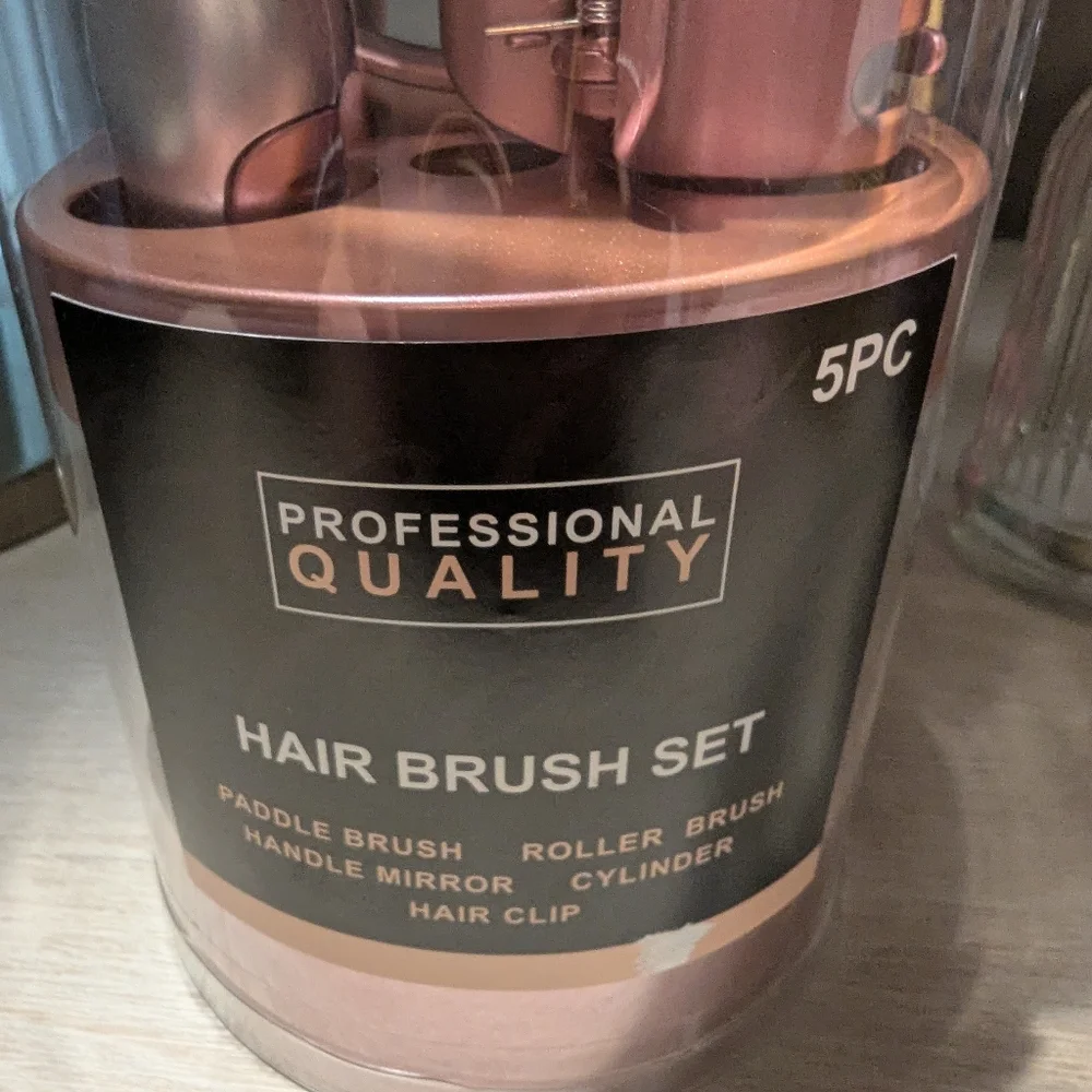 Brand NEW Professional Quality Hair Brush 5 Piece Set - Pink